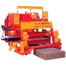 High Capacity Hydraulic Type Egg Laying Block Making Machine With Storage Box [hopper] And Auto Feeder