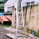 Self-Supporting Extension Ladder