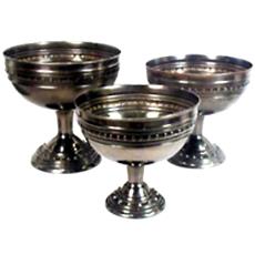 Three Pieces Beaded Urn Set