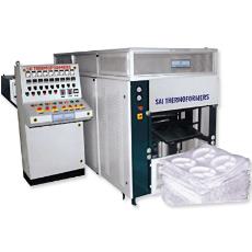 Automatic Vacuum Forming Machine With Shear Cutter