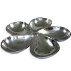 Aluminium Made Serve Wares With Plates Attached