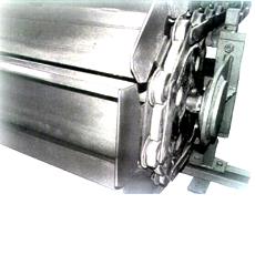 Apron Conveyors With Hardened Steel Sprockets