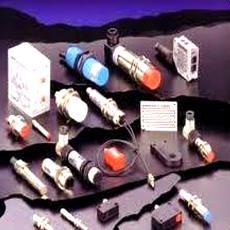 Inductive / Capacitive Sensors