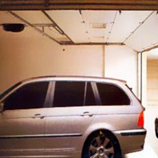 Automatic Garage Door With Remote Control