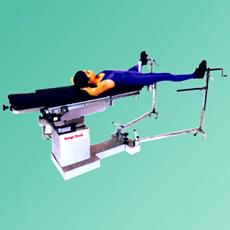 Hydraulic Operation Table With Hand Traction Device