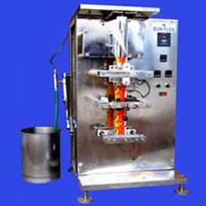 Compact Designed Semi-Liquid Packaging Machine