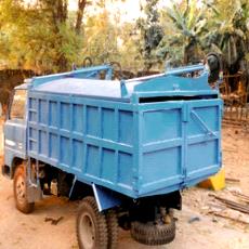 Tipper With Hydraulic Top Cover