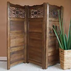 Intricately Designed Room Dividers