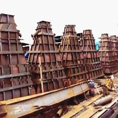 Corrosion And Wear Resistant Bunker Hopper