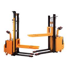 Compact Fully Electric Stacker