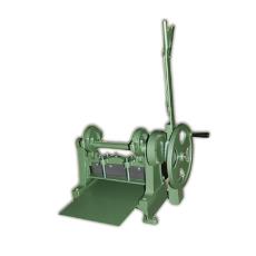 User Friendly Cloth Cutting Machine