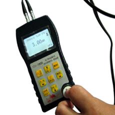 Ultrasonic Thickness Gauge With Liquid Crystal Display