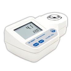 Digital Refractometer With Digital Readout Facility