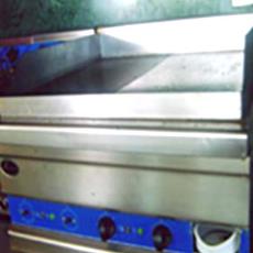 Griller And Hot Plates For Making Puffed Chappathi