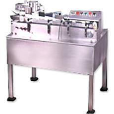 Semi Automatic Self-Adhesive Labeling Machine Suitable For Wrap-Round And Overlap Labelling