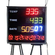 Digital Clock & Temperature Indicator